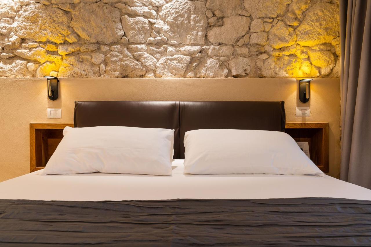 Re Dionisio Luxury Suites Συρακούσες Εξωτερικό φωτογραφία